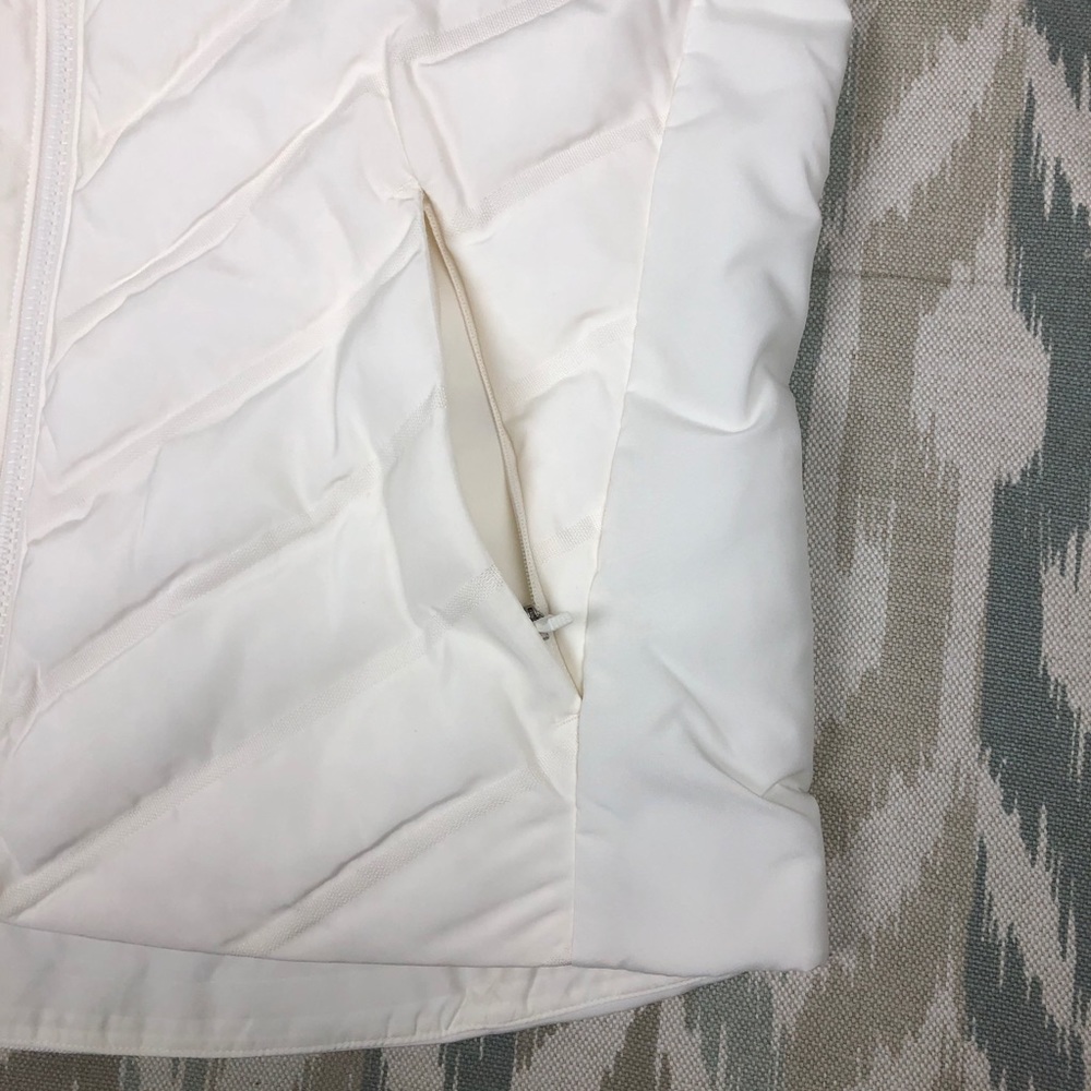 Nike Aeroloft Repel Golf Gilet Womens Full Zip Vest White Top Size L AV3706-133 - Picture 8 of 11